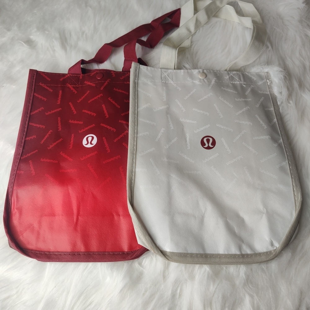 Lot‎ of 2 Lululemon Small Reusable Shopping Bags Red White Lunch Bags